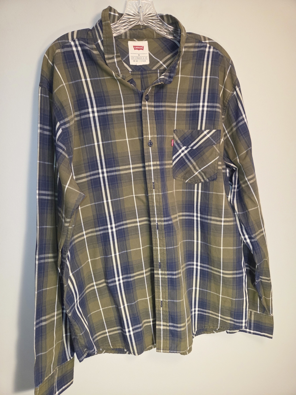 Levi's Olive and Navy Plaid Long-Sleeve Button-Down Shirt